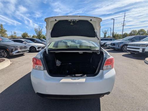 2016 Subaru Impreza 2.0i