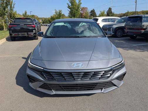 2025 Hyundai ELANTRA Sport