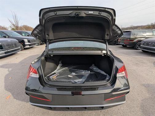 2026 Hyundai ELANTRA Sport