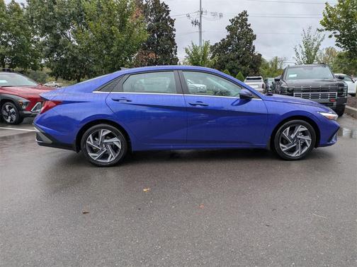 2025 Hyundai ELANTRA HEV Limited