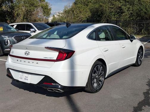 2023 Hyundai SONATA Limited
