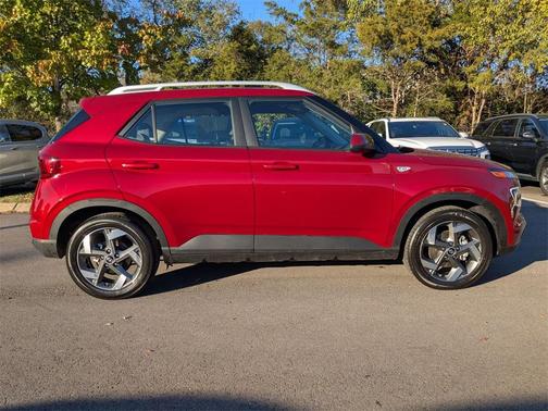 2025 Hyundai VENUE Limited