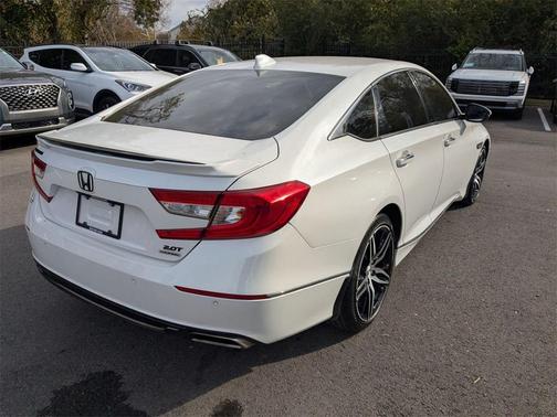 2022 Honda Accord Touring 2.0T