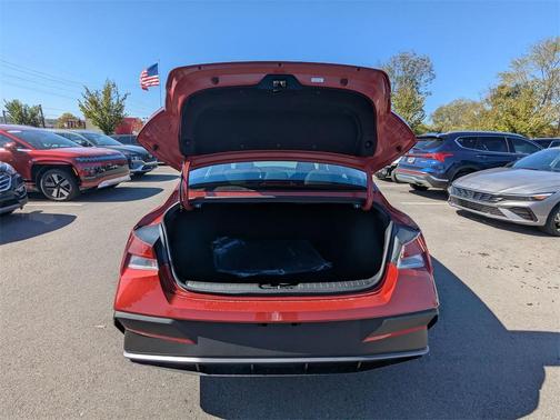 2026 Hyundai ELANTRA Sport