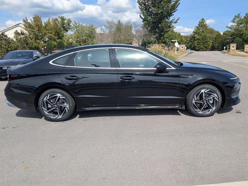 2026 Hyundai SONATA SEL