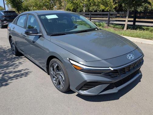 2025 Hyundai ELANTRA HEV SEL Sport