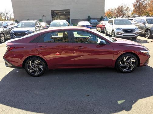 2025 Hyundai ELANTRA Sport