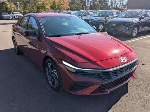 2025 Hyundai ELANTRA Sport