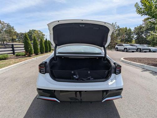 2025 Hyundai SONATA Hybrid SE