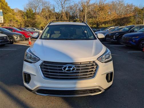 2018 Hyundai SANTA FE SE