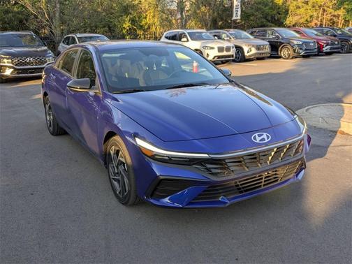 2025 Hyundai ELANTRA HEV SEL Sport