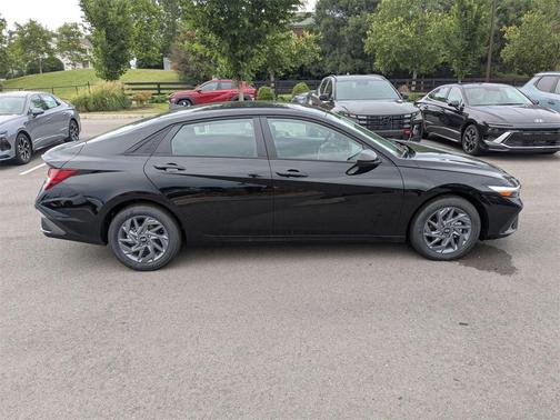 2025 Hyundai ELANTRA HEV Blue