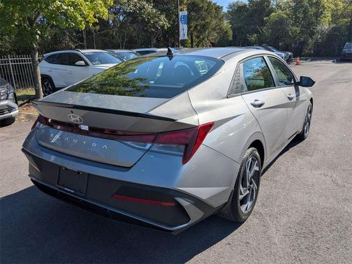 2025 Hyundai ELANTRA Sport