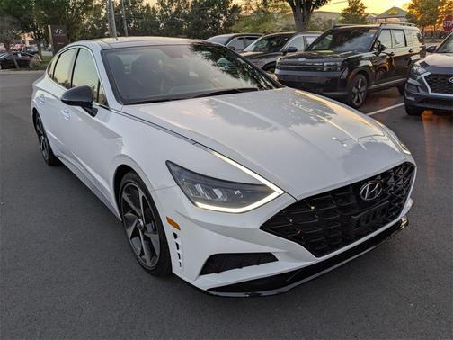 2023 Hyundai SONATA SEL Plus