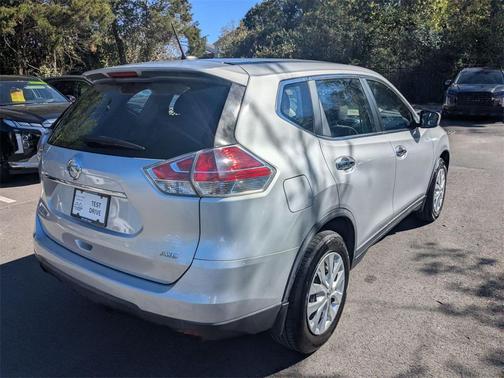 2015 Nissan Rogue S