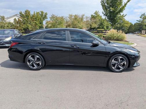 2021 Hyundai ELANTRA Limited