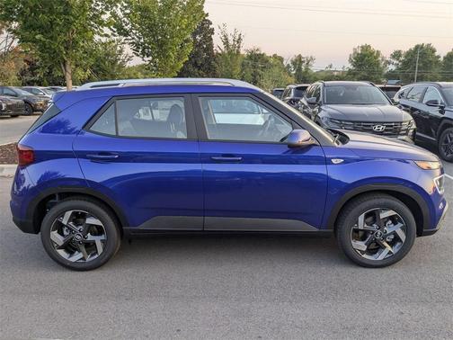 2025 Hyundai VENUE Limited