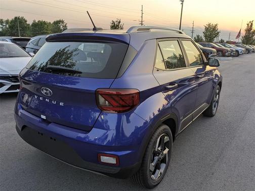 2025 Hyundai VENUE Limited
