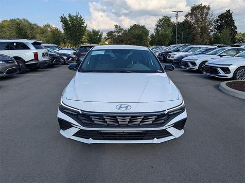 2025 Hyundai ELANTRA Sport
