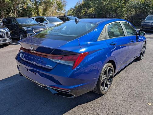 2023 Hyundai ELANTRA Limited