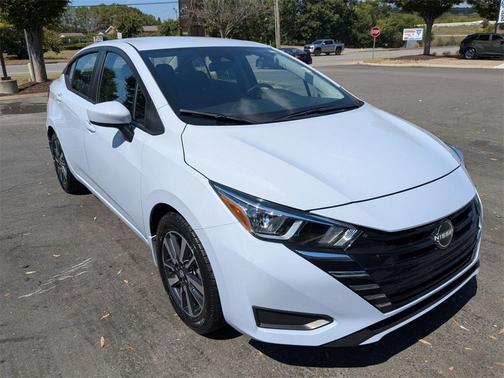 2024 Nissan Versa 1.6 SV