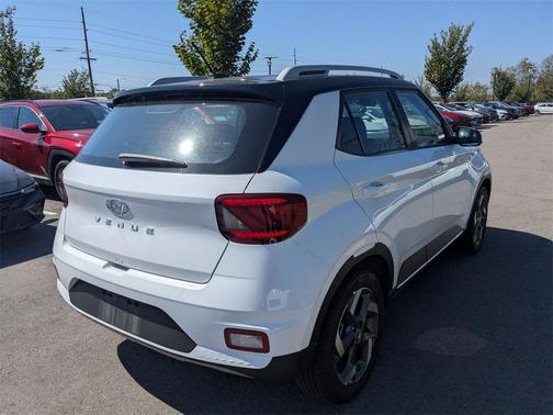 2025 Hyundai VENUE Limited