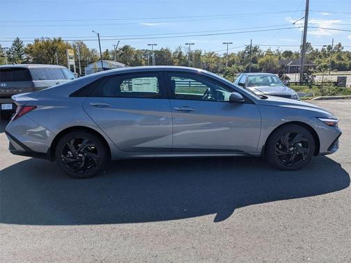 2026 Hyundai ELANTRA Sport