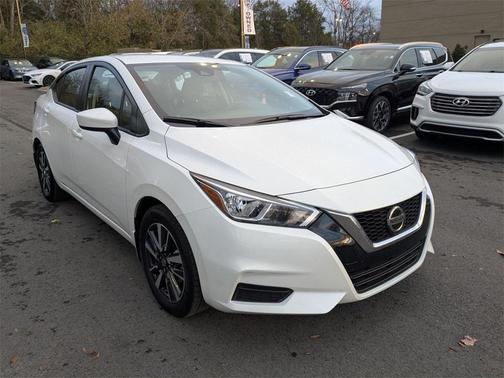 2022 Nissan Versa 1.6 SV