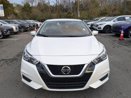 2022 Nissan Versa 1.6 SV