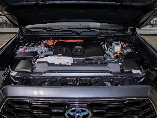 2023 Toyota Sequoia Platinum