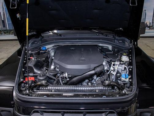 2025 INEOS Grenadier Quartermaster Fieldmaster Edition