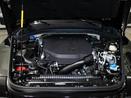 2025 INEOS Grenadier AWD