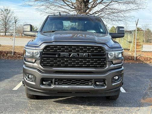 2024 RAM 3500 Big Horn Crew Cab 4x4 8 Box