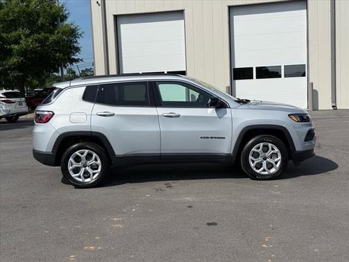 2025 Jeep Compass Latitude 4x4