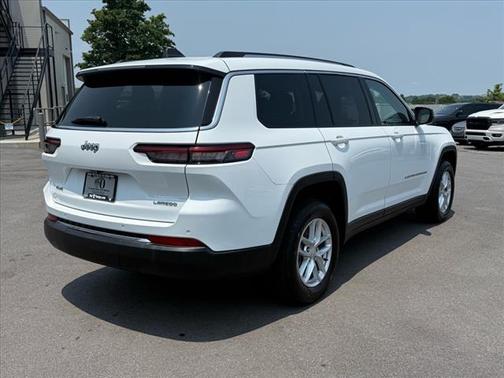 2023 Jeep Grand Cherokee L Laredo 4x4