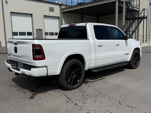 2022 RAM 1500 Laramie Crew Cab 4x2 57' Box