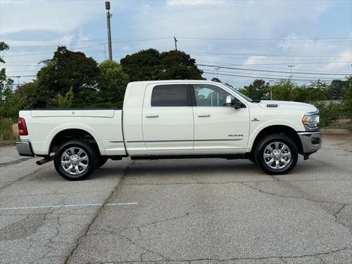 2022 RAM 2500 Limited Mega Cab 4x4 64' Box