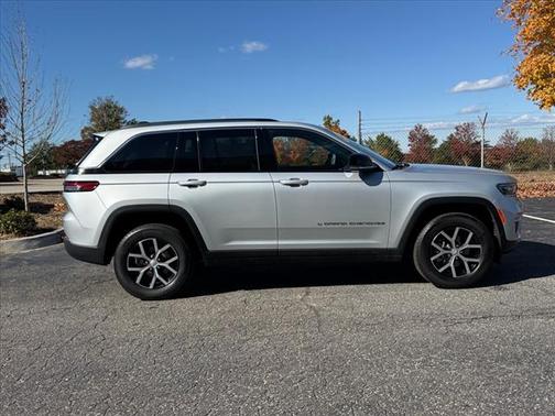 2024 Jeep Grand Cherokee Limited 4x2