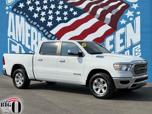 2024 RAM 1500 Laramie Crew Cab 4x4 57' Box