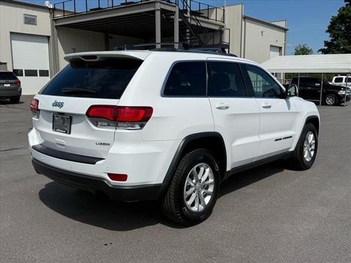2021 Jeep Grand Cherokee Laredo E 4x2