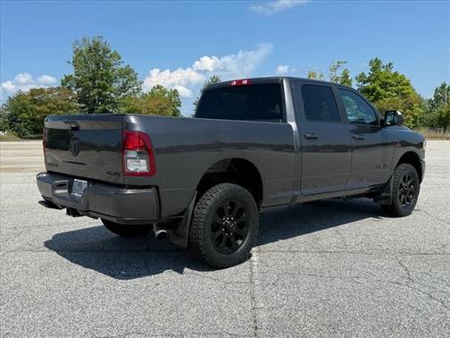 2022 RAM 2500 Big Horn Crew Cab 4x4 64' Box