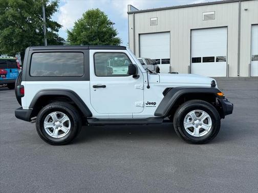 2022 Jeep Wrangler Sport S 4x4