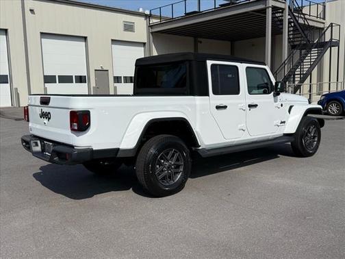 2024 Jeep Gladiator Sport S