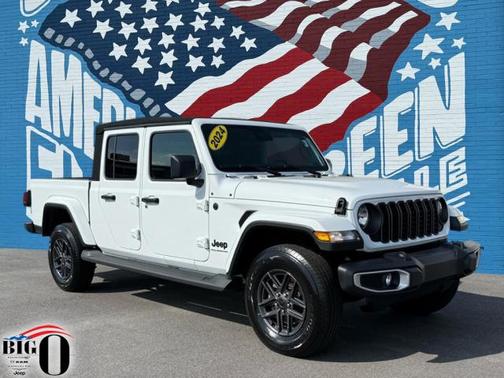 2024 Jeep Gladiator Sport S