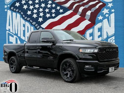 2025 RAM 1500 Big Horn Crew Cab 4x4 64' Box