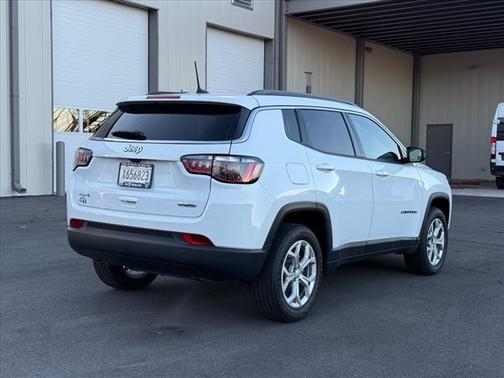 2024 Jeep Compass Latitude 4x4