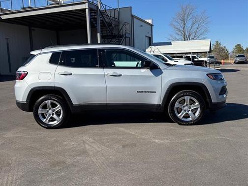 2024 Jeep Compass Latitude 4x4