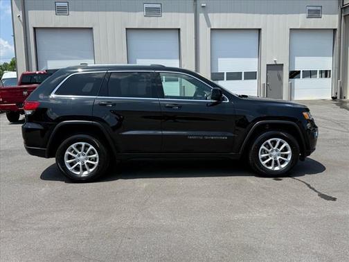 2021 Jeep Grand Cherokee Laredo E 4x4