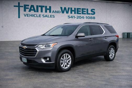 Gray 2019 Chevrolet Traverse LT Cloth