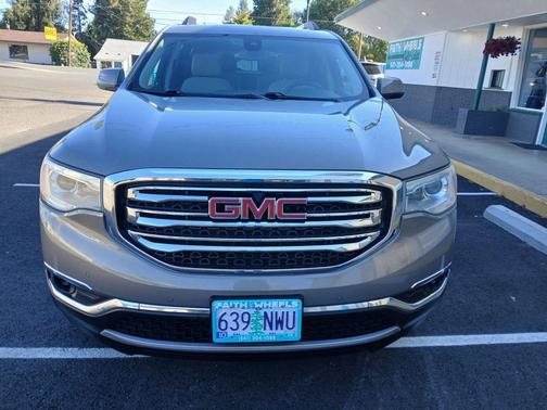 Beige 2019 GMC Acadia SLT-2